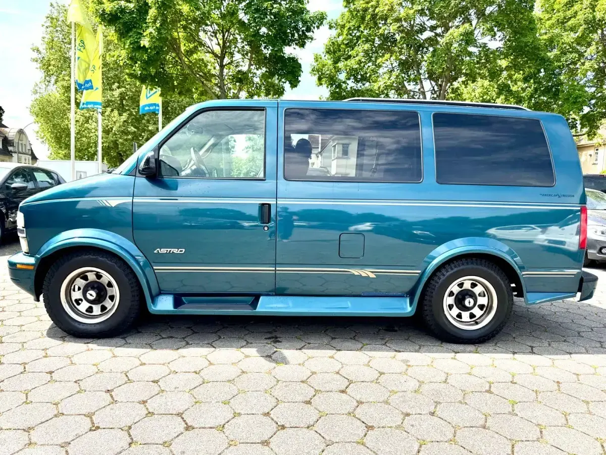 Gebraucht Chevrolet Astro 186 PS (136 kW) 1995 Grün Van / Kleinbus