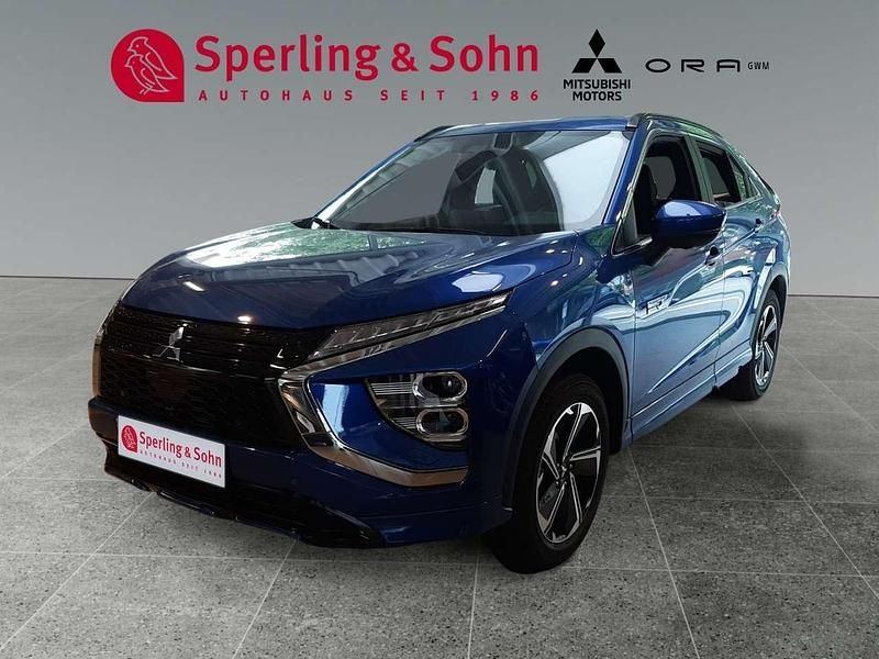 Gebraucht Mitsubishi Eclipse Cross Select 188 PS (138 kW) 2022 Laser blau SUV