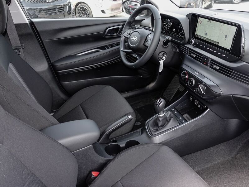 Gebraucht Hyundai i20 Trend 101 PS (74 kW) 2024 Schwarz Limousine