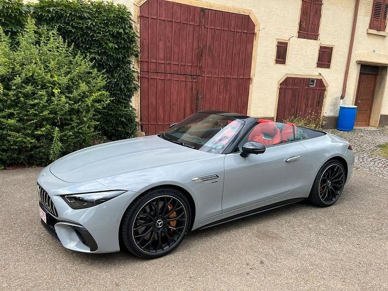 Grau Gebraucht 2022 Mercedes SL63 AMG AMG Cabrio | 134.900 € - Bild 1/4