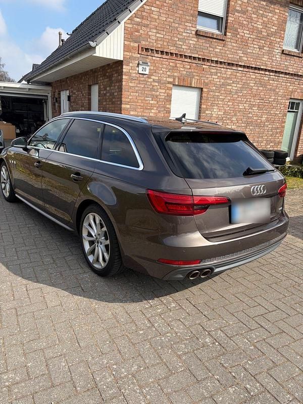 Gebraucht Audi A4 S-Line 272 PS (200 kW) 2016 Braun Limousine