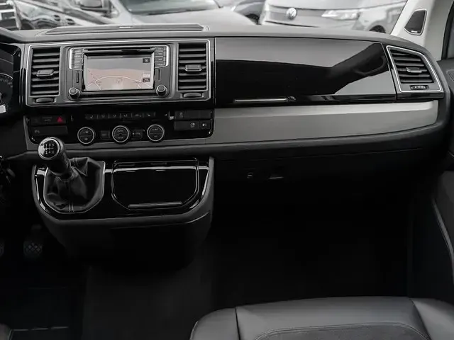 Gebraucht VW Multivan Edition 150 PS (110 kW) 2019 Reflexsilbermetallic Van / Kleinbus