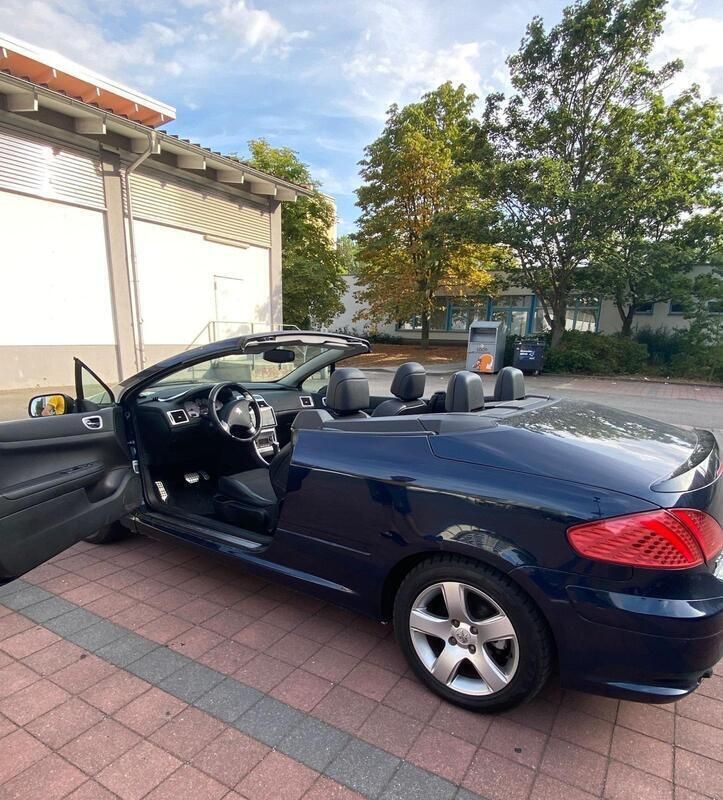 Blau Gebraucht 2008 Peugeot 307 CC Cabrio | 5.000 € (Teuer) - Bild 1/4
