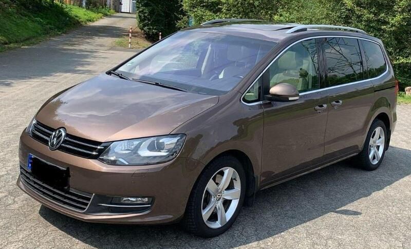 Braun Gebraucht 2013 VW Sharan Van / Kleinbus | 9.900 € (Superpreis) - Bild 1/4