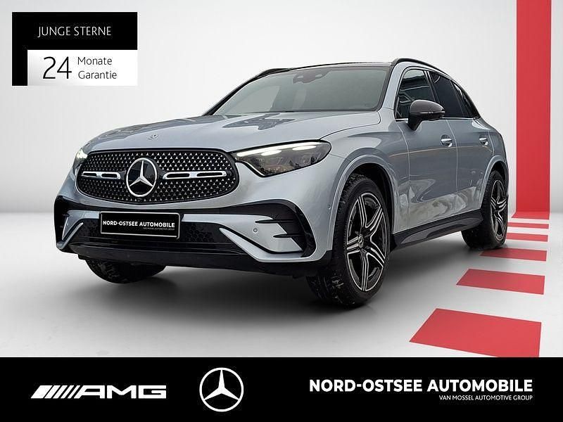 Metalliclack hightechsilber Gebraucht 2025 Mercedes GLC220 AMG SUV | 56.890 € (Guter Preis) - Bild 1/4