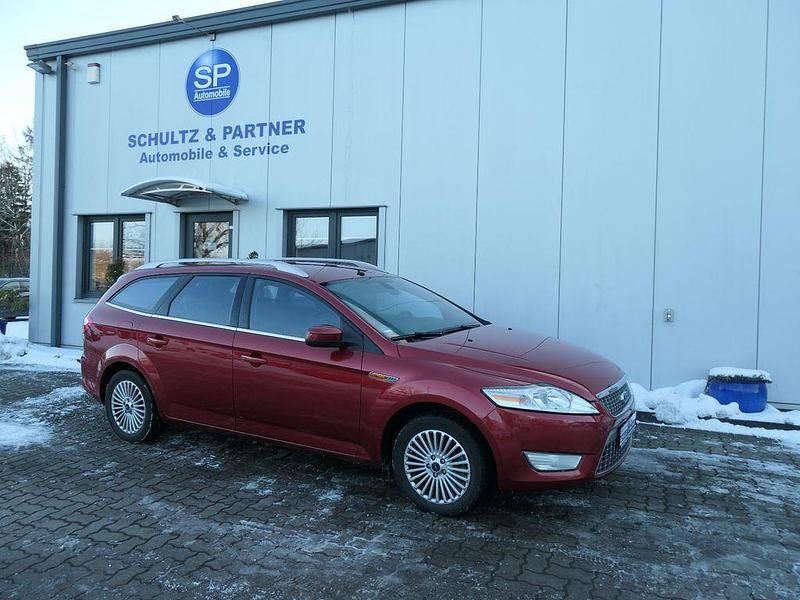 Gebraucht Ford Mondeo Titanium 175 PS (128 kW) 2009 Rot Limousine