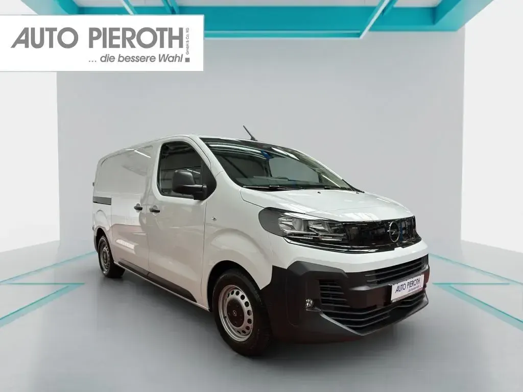 Neu Opel Vivaro-e Combi S 120 PS (88 kW) 2026 Weiß Van / Kleinbus