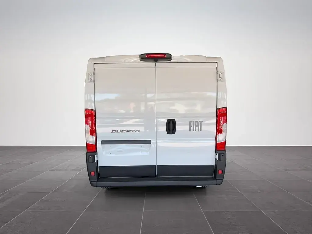 Neu Fiat Ducato 120 PS (88 kW) 2025 Weiß Van