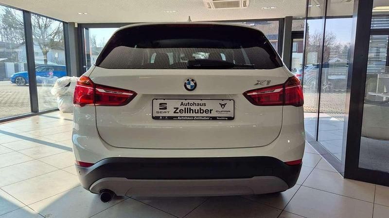 Gebraucht BMW X1 Advantage 136 PS (100 kW) 2016 Weiß SUV