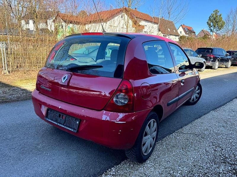 Gebraucht Renault Clio II Campus 58 PS (42 kW) 2008 Rot Kleinwagen