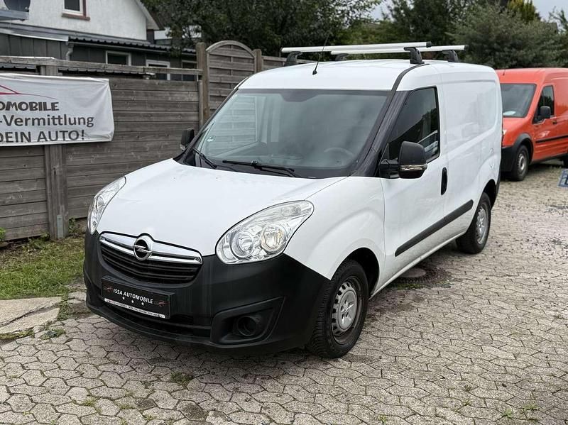 Polarweiss Gebraucht 2013 Opel Combo Van / Kleinbus | 4.790 € (Fairer Preis) - Bild 1/4