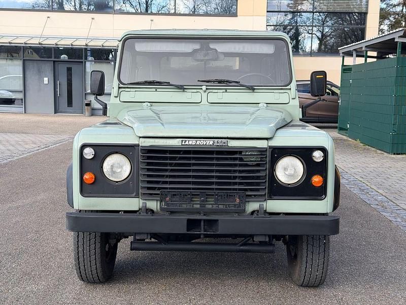 Gebraucht Land Rover Defender 69 PS (50 kW) 1993 Grün SUV