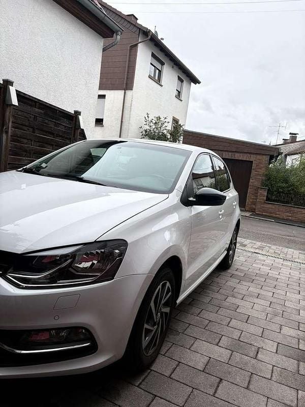 Gebraucht 2017 VW Polo Sound Limousine | 8.999 € (Guter Preis) - Bild 1/4