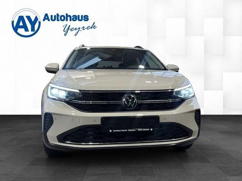 Gebraucht VW Taigo Life 150 PS (110 kW) 2022 Ascotgrau SUV