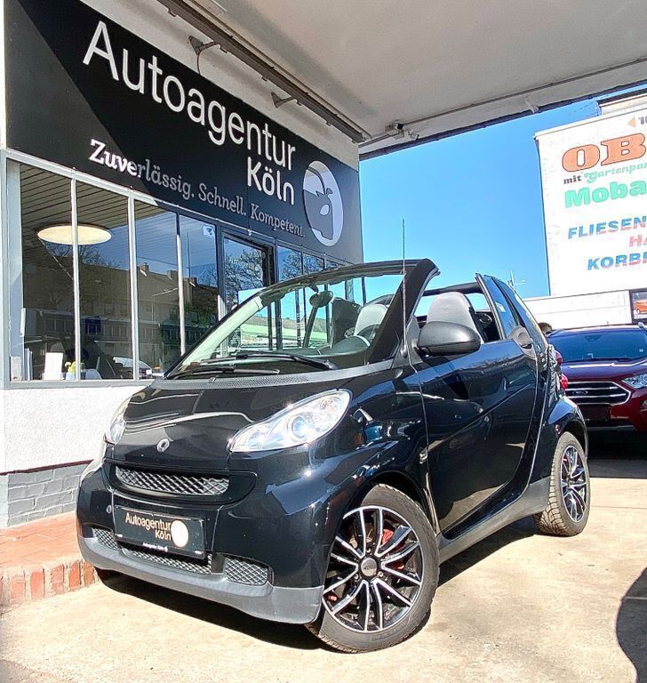 Schwarz Gebraucht 2009 Smart ForTwo Cabrio Cabrio | 5.990 € (Fairer Preis) - Bild 1/4