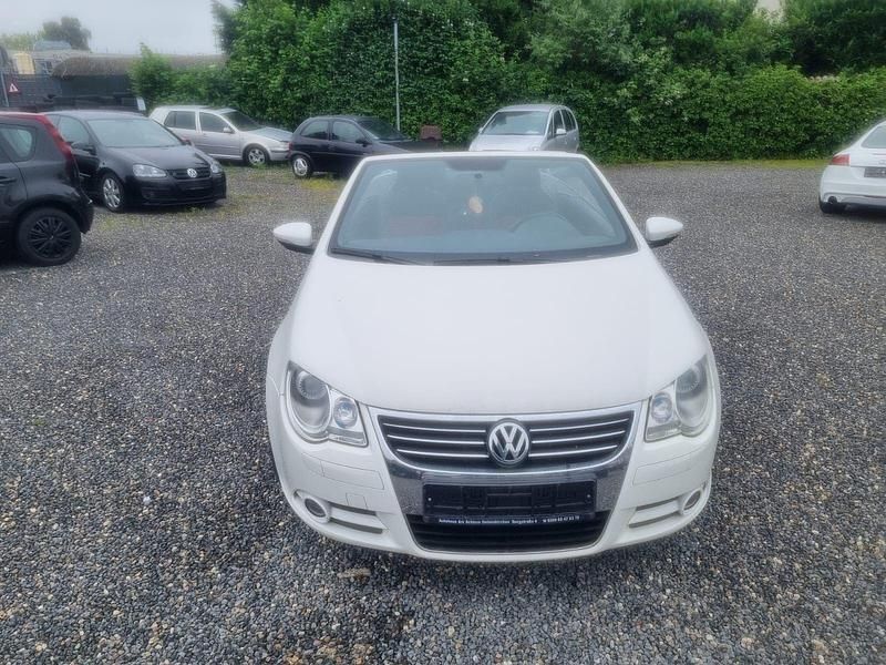 Weiß Gebraucht 2009 VW Eos Edition Cabrio | 3.500 € (Fairer Preis) - Bild 1/4