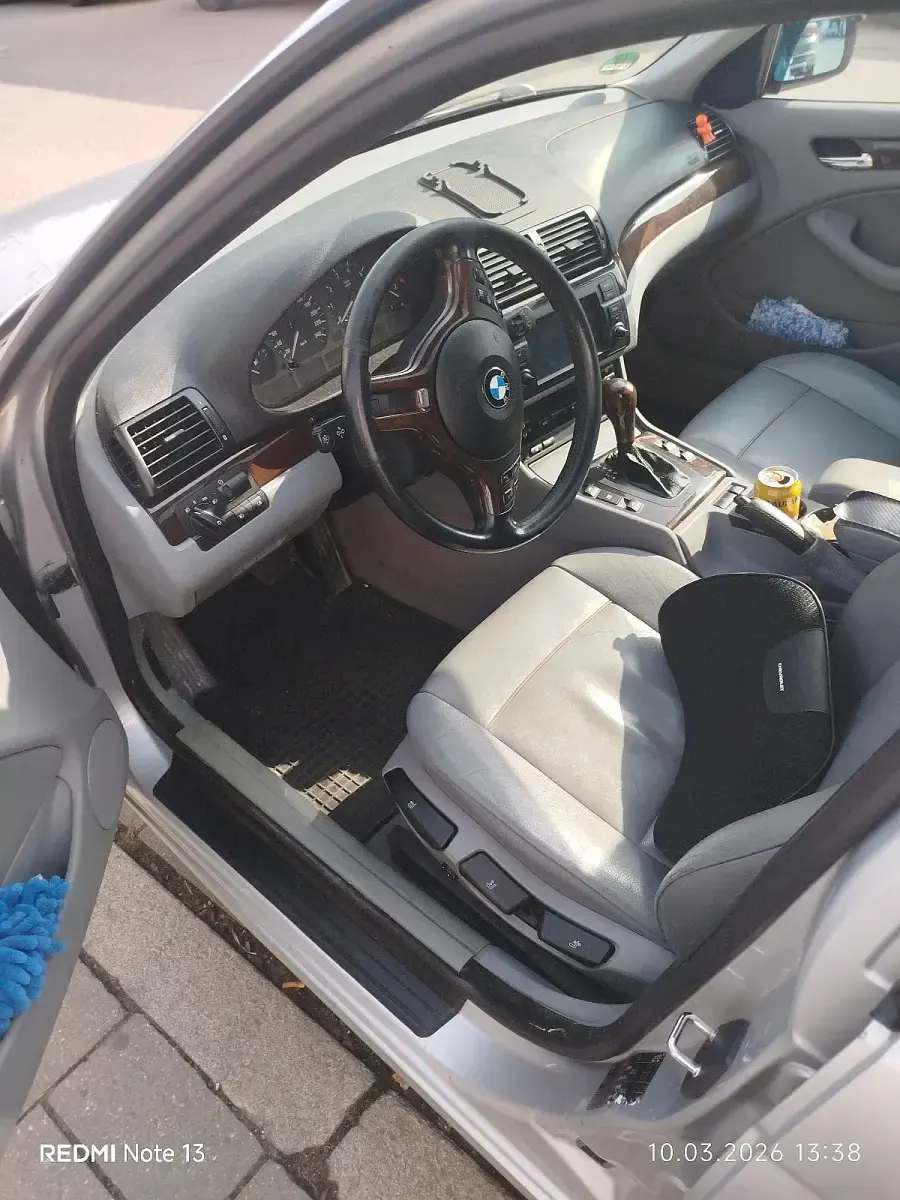 Gebraucht BMW 318 Basis 143 PS (105 kW) 2003 Silber Kombi