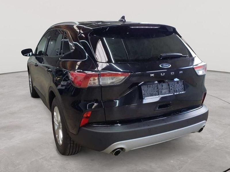 Gebraucht Ford Kuga Titanium 120 PS (88 kW) 2023 Agate black metallic SUV