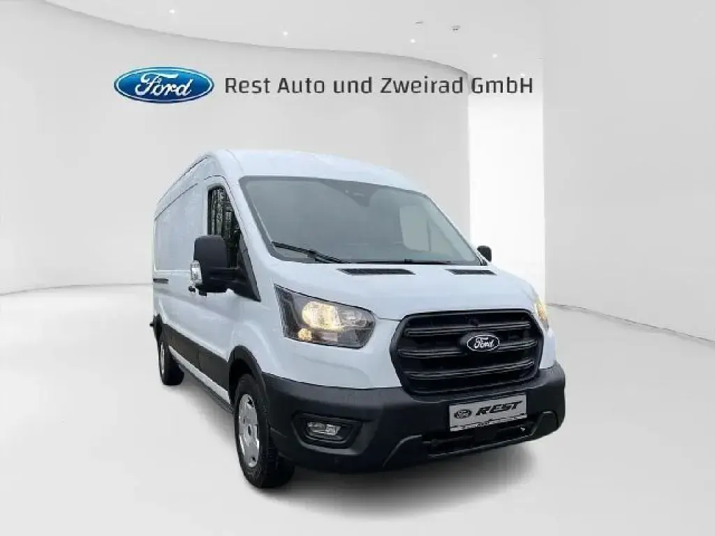 Używany Ford Transit Trend 131 KM (96 kW) 2025 Biały Van