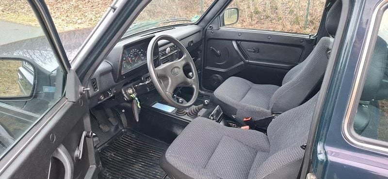 Second-hand Lada niva 83 CP (61 kW) 2014 Albastru SUV