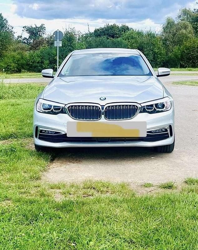 Gebraucht 2020 BMW 530 Luxury Line Kombi | 32.500 € (Fairer Preis) - Bild 1/4