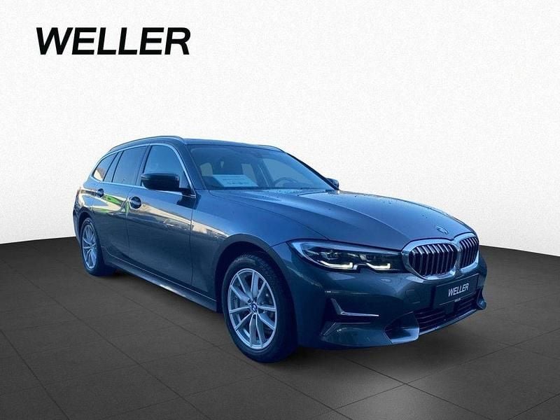 Gebraucht BMW 330 Comfort Edition 258 PS (189 kW) 2022 Mineralgrau (grau) Kombi
