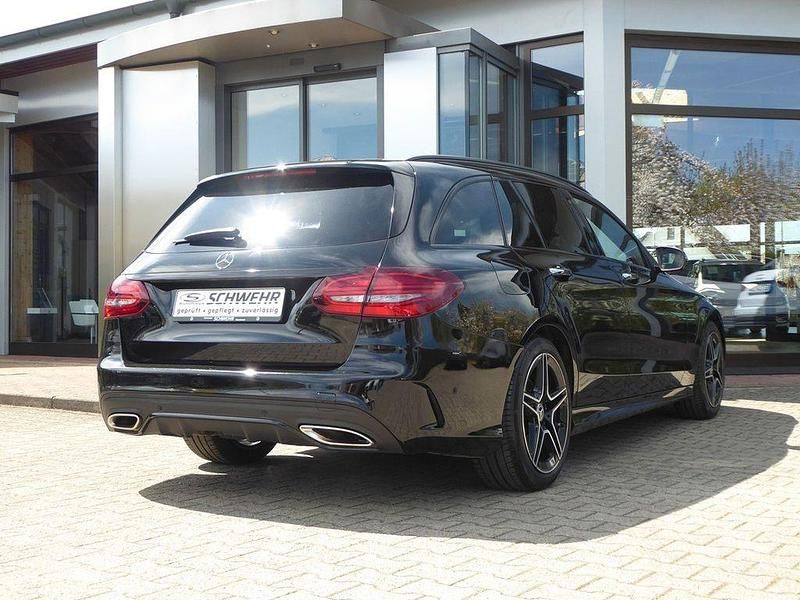Gebraucht Mercedes C300 AMG line 258 PS (189 kW) 2019 Schwarz Kombi