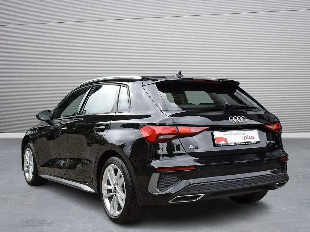 Gebraucht Audi A3 S-Line 150 PS (110 kW) 2024 Schwarz Limousine