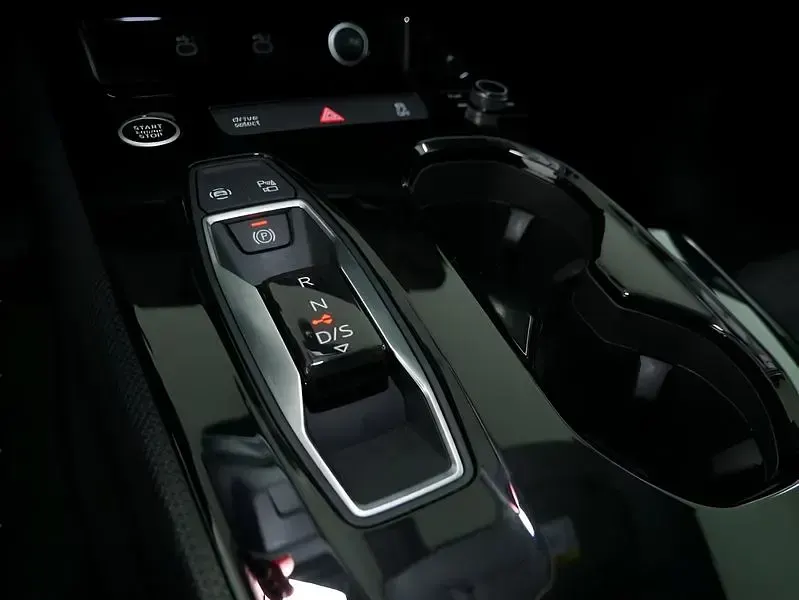 Gebraucht Audi A5 204 PS (150 kW) 2025 Schwarz Kombi