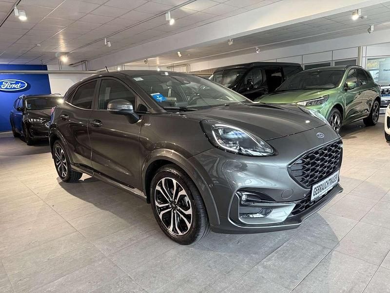 Gebraucht Ford Puma ST-Line 155 PS (114 kW) 2024 Lackierung metallic "magnetic grau" grau Coupé