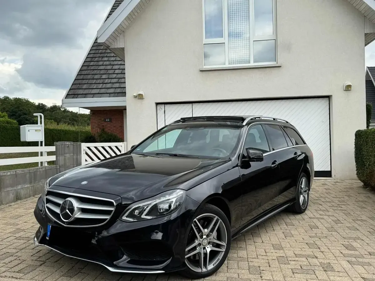 Gebraucht Mercedes E350 AMG 258 PS (189 kW) 2016 Schwarz Kombi