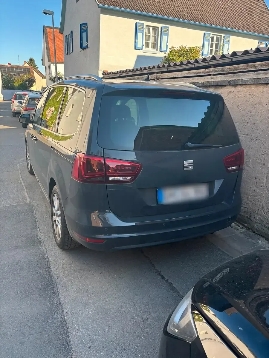 Gebraucht Seat Alhambra XCELLENCE 150 PS (110 kW) 2019 Grau Van / Kleinbus