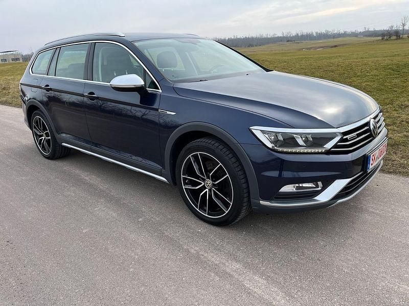 Gebraucht VW Passat Alltrack 190 PS (139 kW) 2017 Blau Kombi