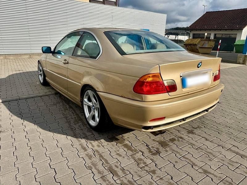 Używany BMW 320 150 KM (110 kW) 1999 Złoty Coupe