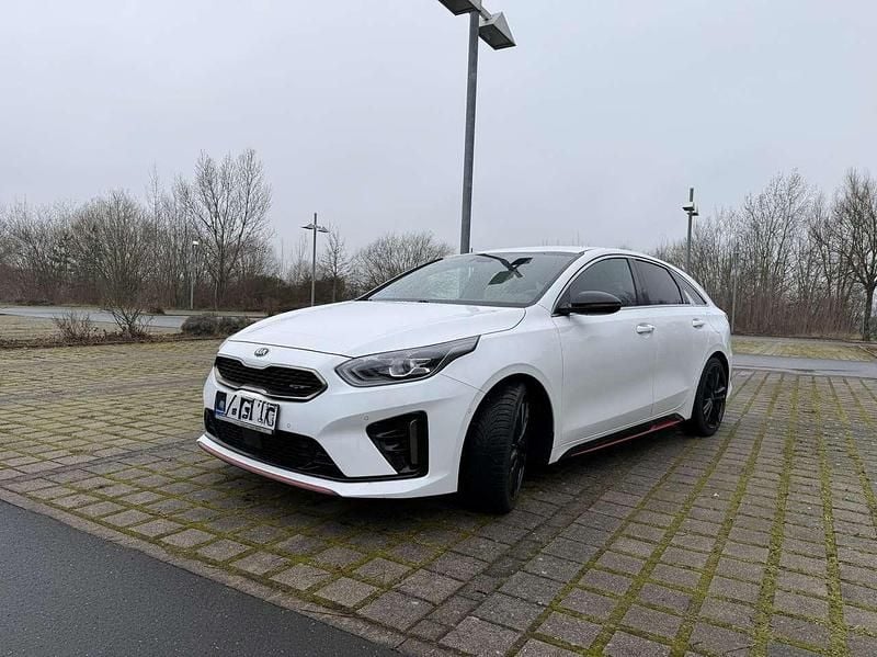 Gebraucht Kia ProCeed GT 204 PS (150 kW) 2020 Weiß Coupé