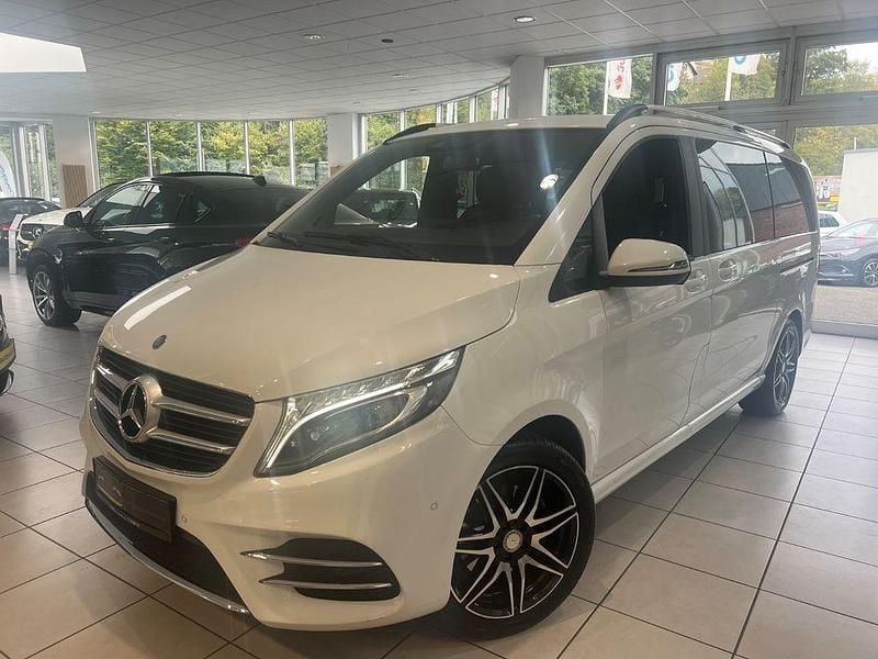 Weiß Gebraucht 2017 Mercedes V250 AMG line Van / Kleinbus | 44.890 € (Etwas zu teuer) - Bild 1/4