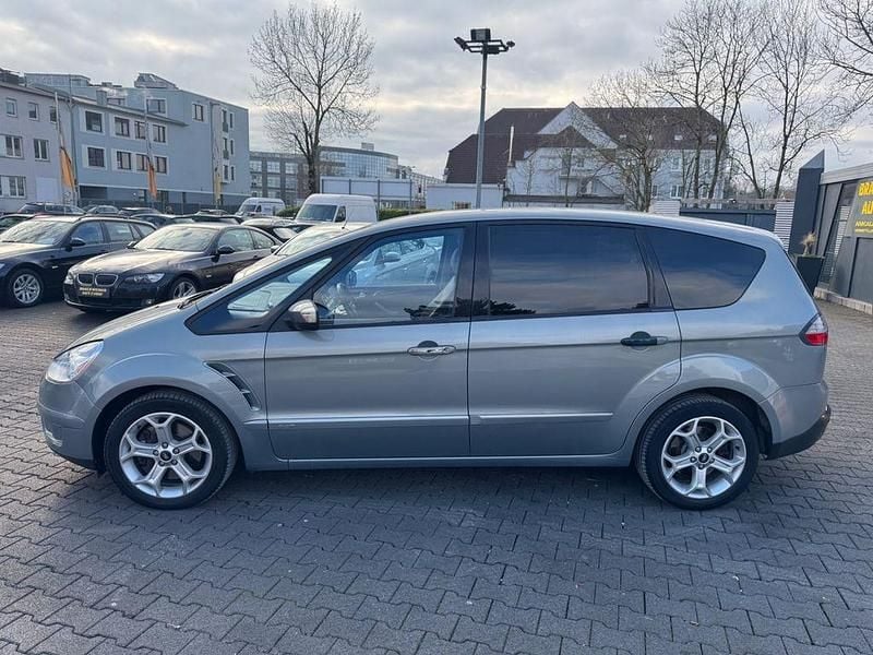 Gebraucht Ford S-MAX Titanium 220 PS (161 kW) 2009 Grau Van / Kleinbus