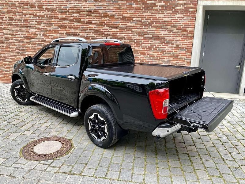 Schwarz Gebraucht 2020 Nissan Navara Tekna Abholung | 30.650 € (Fairer Preis) - Bild 1/4