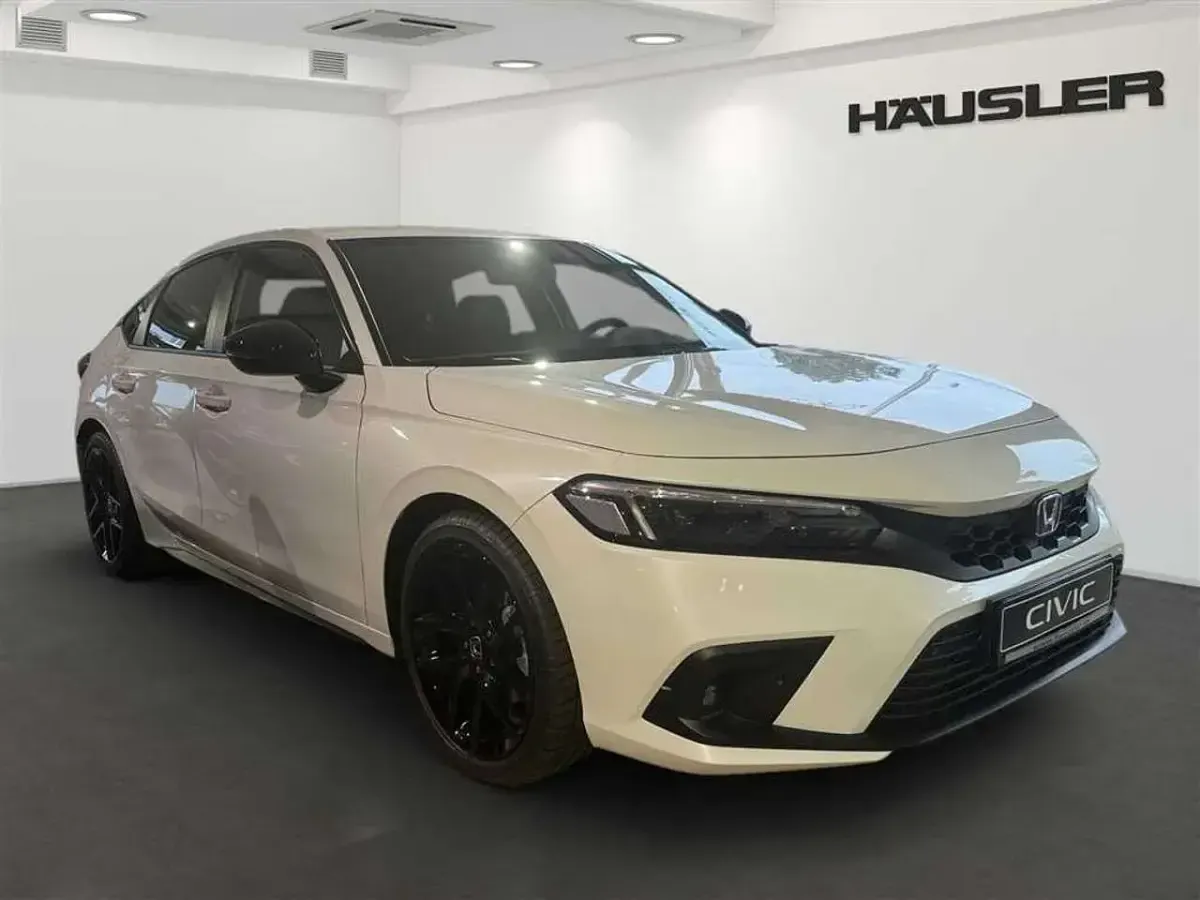 Neu Honda Civic Hybrid 184 PS (135 kW) 2025 Platinum white pearl Limousine