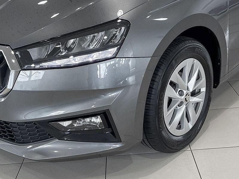 Gebraucht Skoda Fabia Ambition 65 PS (47 kW) 2022 Graphitegrau metallic Kleinwagen