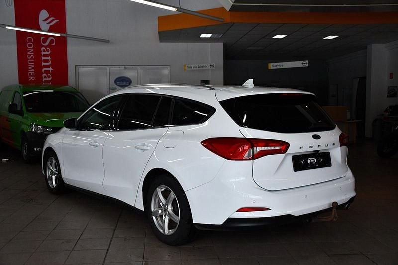 Gebraucht Ford Focus Cool & Connect 150 PS (110 kW) 2020 Weiß Kombi