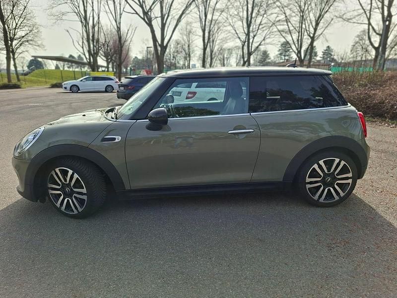 Używany Mini Cooper Chili 136 KM (100 kW) 2018 Szary Hatchback