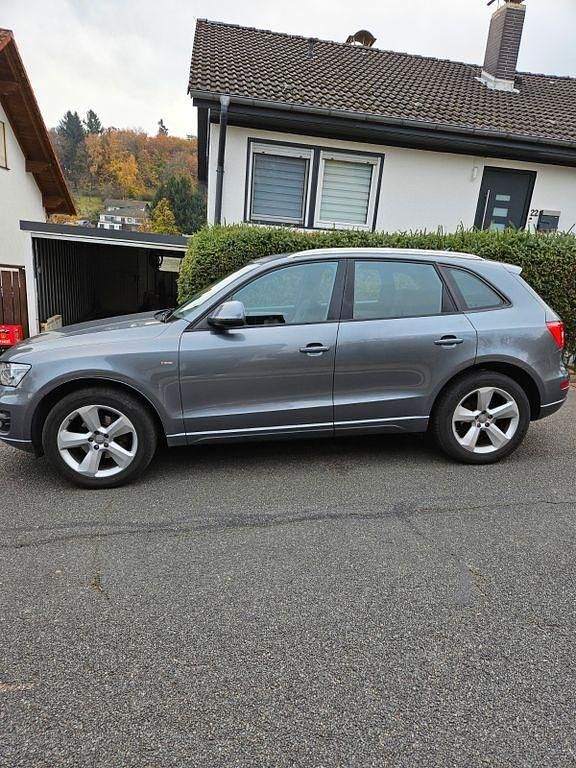 Gebraucht Audi Q5 143 PS (105 kW) 2012 Grau SUV