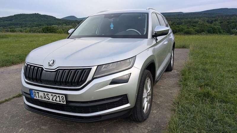 Silber Gebraucht 2017 Skoda Kodiaq Selection SUV | 18.750 € (Guter Preis) - Bild 1/4