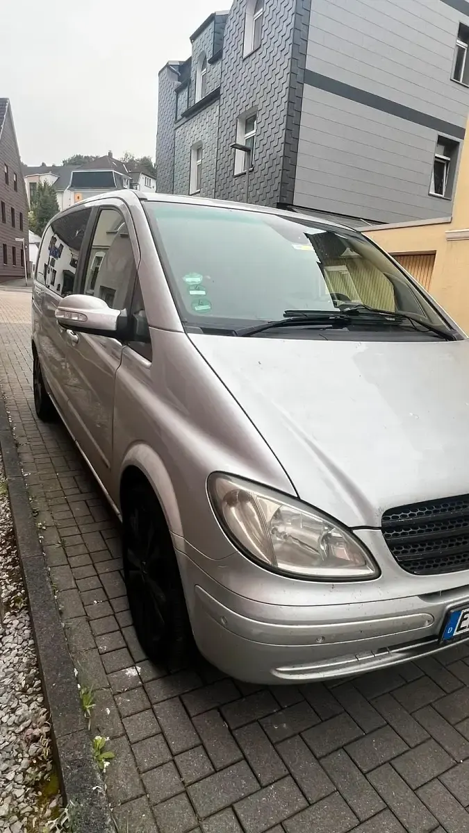 Gebraucht Mercedes Viano 150 PS (110 kW) 2004 Silber Van / Kleinbus
