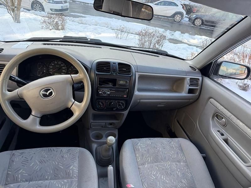 Gebraucht Mazda Demio 75 PS (55 kW) 2003 Silber Kleinwagen