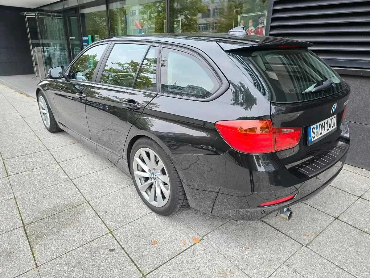 Gebraucht BMW 320 Efficient Dynamics 163 PS (119 kW) 2015 Schwarz Kombi