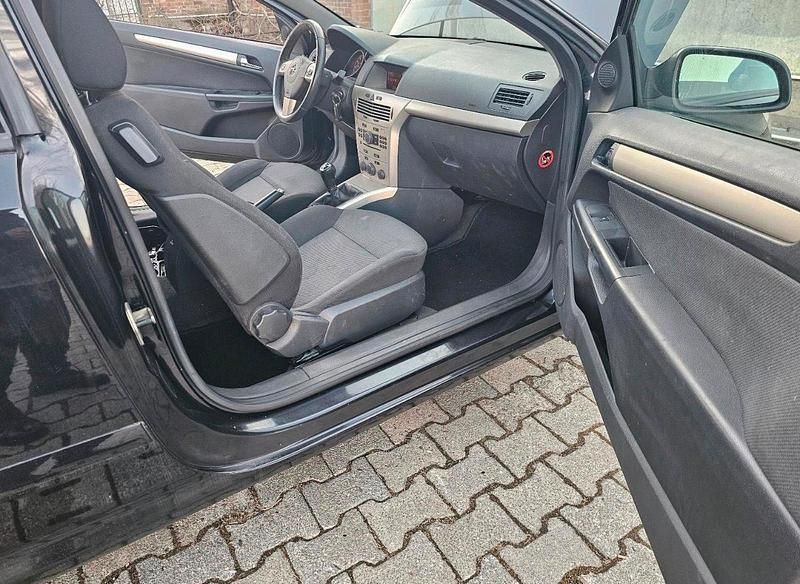 Gebraucht Opel Astra 2006 Schwarz Limousine