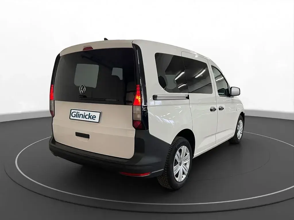 Gebraucht VW Caddy Basis 114 PS (83 kW) 2022 Weiß Van / Kleinbus
