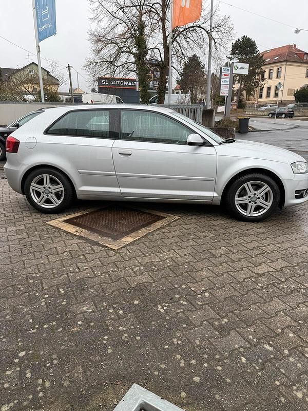 Gebraucht Audi A3 Ambition 125 PS (91 kW) 2010 Silber Kleinwagen